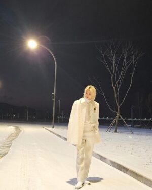 Felix Instagram - Have a happy new year 🩵
I pray for everyone to be healthy and happy ❤️😊
#stay #felix #happy2024