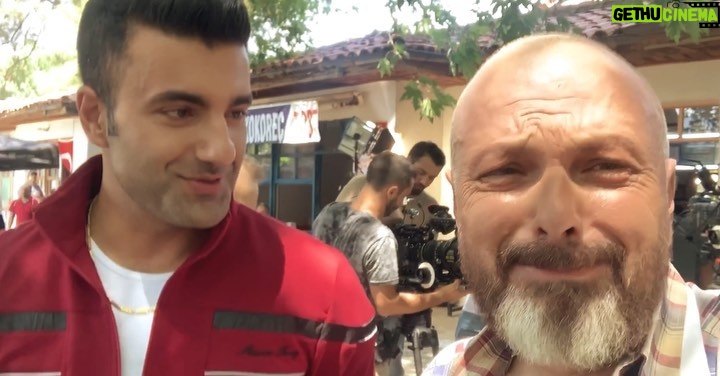 Ferhat Yılmaz Instagram - #virabismillah 3.Sezon başlar🙏 @alpersaylik @eustun @zaferryigit @tumay.ozokur #ismetkırbaç #kalkgidelim #bizsiziçoközledik @trt1 @kalkgidelimtv @staff.film @tumayozokurofficial 🎬🎥 Yesilyurt, Muğla, Turkey