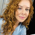 Fernanda Souza Instagram – Vai até a última foto e me diz
se você acha que muda! 

E aproveito para enaltecer @ivanpasc que faz uma make que parece que nem fez mas fez simmmm!
Isso é um dom.
