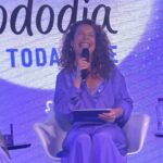 Fernanda Souza Instagram - Dump dessa loucurinha que foi minha passagem relâmpago por Sp! 2 dias intensos de muito trabalho mas fica tudo mais leve com esse meu time incrível que são os melhores parceiros que eu poderia ter! Amo vocês! @colucciagentes @casadejoana @ivanpasc @karinanina_s 💜✨