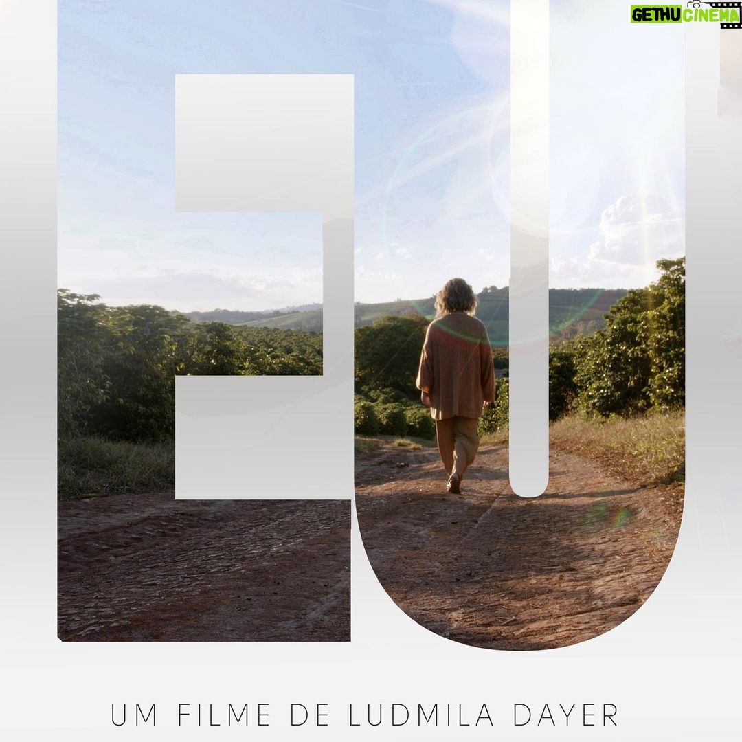 Fernanda Souza Instagram - Feliz Aniversário pra nós! 🎉🎈✨ Geminianas do mesmo dia, uma amizade de uma vida, passamos por tantas coisas semelhantes ao longo da nossa história… E foi nessa cumplicidade de quase 25 anos que compartilhamos um caminho de busca e autoconhecimento. Há 3 anos, jamais poderiamos imaginar que hoje estaríamos para lançar o fruto dessa parceria: o filme EU! Colaborar em um projeto com um tema tão importante como saúde mental, dá sentido a tudo que vivemos até aqui. Não vemos a hora de dividir isso com vcs! ✨✨✨ Dia 29 de junho na @vivaemaquarius 💫 Beijoooosss @fernandasouza e @ludayer13 #EU #EUofilme #saudemental #autoconhecimento