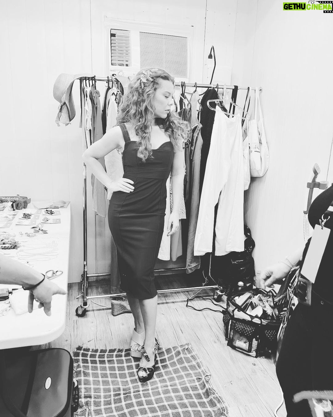 Fernanda Souza - 456.8K Likes - Fotos dos bastidores de um 𝐏𝐑𝐎𝐉𝐄𝐓𝐎 𝐍𝐎𝐕𝐎 que só posso contar pra vocês 𝐀𝐌𝐀𝐍𝐇𝐀!!!!!
𝐏𝐚𝐥𝐩𝐢𝐭𝐞𝐬?
Tô mto feliz e ansiosa!!!!! 😜🤙🏼