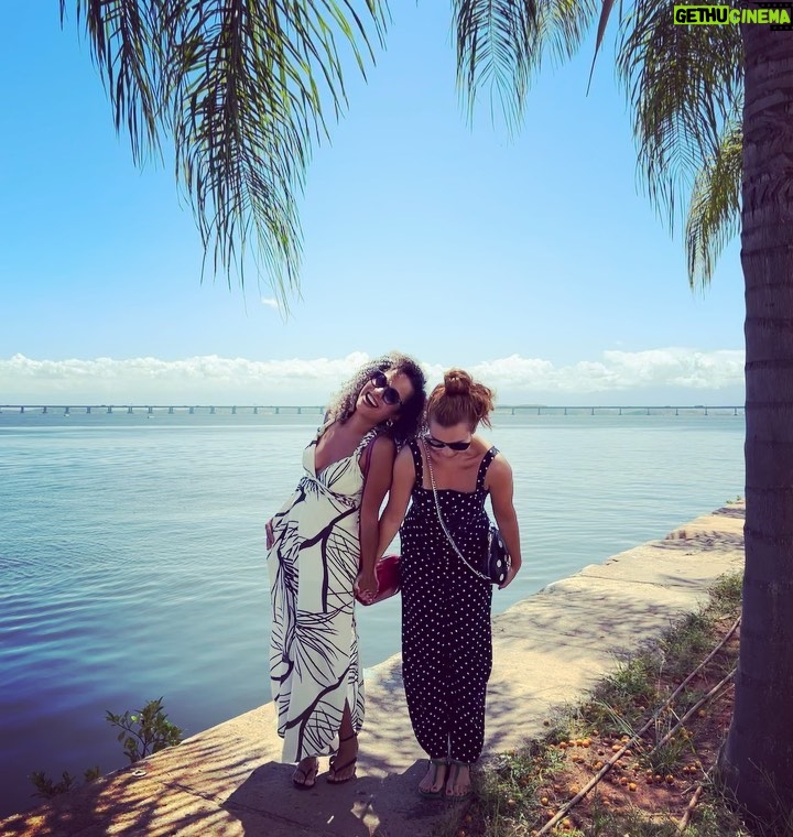Fernanda Souza - 350.9K Likes - Passe para o lado e
𝐌𝐀𝐑𝐐𝐔𝐄 𝐒𝐄𝐔 𝐀𝐌𝐈𝐆𝐎
que vc espera que tenha o mesmo
nível de esmero de @fernandasouzaoficial
na hora de tirar uma foto!
A partir de agora, nao aceitaremos
nada menos que isso!!! 😅
Ps: obrigada amiga pela dedicação total
em tuudoo! Te amo.
