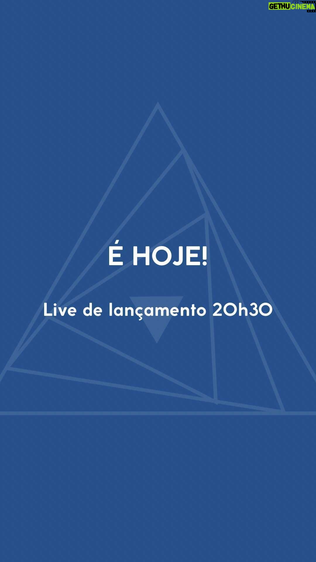 Fernanda Souza Instagram - Nossas colaboradoras @fernandasouzaoficial e @mariahdemoraes já deram o recado: chegou o diaaa! 🌀✨ É hoje que lançamos o nosso novo projeto! Esperamos vocês ao vivo, às 20h30, para contarmos tudo! Tem oferta especial, bônus exclusivo… tanta coisa linda! Vocês não vão querer perder! Então, ativem o lembrete que está na Bio e venham com a gente! Ps.: quem pegou a referência do cafezinho toca aqui 👊🏻😂☕️