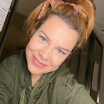 Fernanda Souza Instagram - Você eh do time que gosta de carão? Ou de carinha? Ou os dois? Só arrastar pro lado que fica claro qual tipo eu gosto! Bom sábado de carinha e carão pra noixxxx!!!