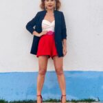 Fernanda Souza Instagram - Se teve uma coisa que deu o que falar nos comentários de vcs aqui no meu insta, foi sobre o figurino do pgm! Sim! Um look mais lindo que o outro e tudo obra de @casadejoana @claudia.cassim @marciaboaa !!! Uma salva de palmas para elas 👏🏻👏🏻👏🏻👏🏻👏🏻 Obrigada por cuidarem tão bem de mim! Eu amo vcs, gurias ♥️