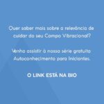 Fernanda Souza Instagram - Para se conhecer, você precisa saber do que você é feito. E, sim, você é feito de energia! ✨ A verdade é que tudo no Universo é composto por uma energia que vibra em diferentes frequências - e isso inclui todos nós. Essa energia pode se manifestar de forma condensada, como no seu corpo físico, que você pode tocar agora; ou de forma livre, em tudo que você não pode ver, não pode tocar, mas pode sentir. Tudo isso compõe o seu corpo energético! E, se tudo é energia, você precisa saber como cuidar melhor da sua! Quer entender mais sobre isso? Venha assistir à nossa série gratuita Autoconhecimento para Iniciantes. Uma série criada com o objetivo de descomplicar o processo de Autoconhecimento e te ajudar a trazê-lo para a sua vida cotidiana de forma simples, leve e prática! Clique no link da Bio e venha com a gente viver essa transformação! 🌀✨