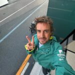 Fernando Alonso Instagram - A message from El Padre. ✌️ #DutchGP