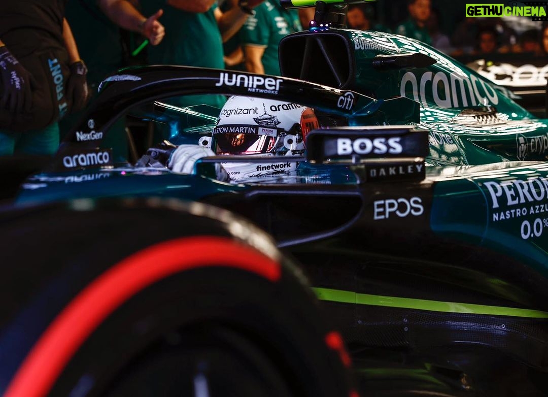 Fernando Alonso Instagram - Nice race and very good pace from the car today. Japan always leaves me with a smile π. Happy with the start and happy that we have been fast. More points for the team and on to the next one in Qatar. Thank you, Japan. π―π΅ @astonmartinf1 #f1 #japan #suzuka #astonmartin