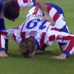 Fernando Torres Instagram – #BarçaAtleti 🔴⚪⚽🔥 @atleticodemadrid #TorresLegacy #TBTorres