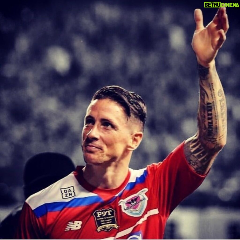 Fernando Torres Instagram - Bye bye football ... at least for a while . It’s been a pleasure . ⚽️ ❤️ 🔥