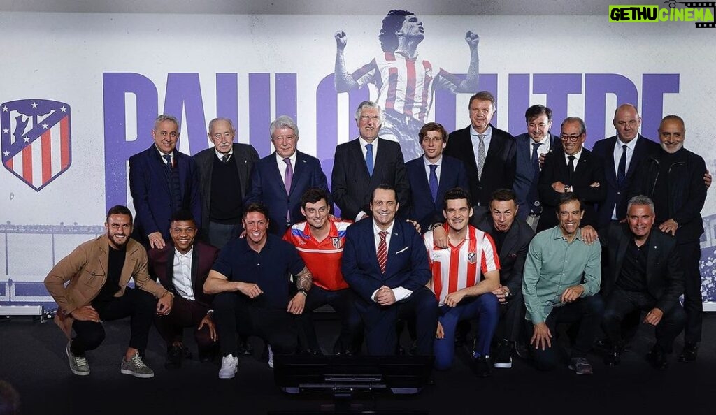 Fernando Torres Instagram - Un orgullo ser un atlético más en el homenaje a la leyenda que cambió mi vida. Grande Paulo Futre @futre @atleticodemadrid