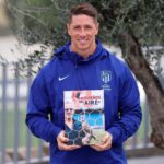 Fernando Torres Instagram - Cómo he disfrutado con el libro ‘Los sueños del aire’ de mi amigo Jorge Castaño. No os perdáis todo lo que nos enseña. @jorgehalconero @lossuenosdelaire