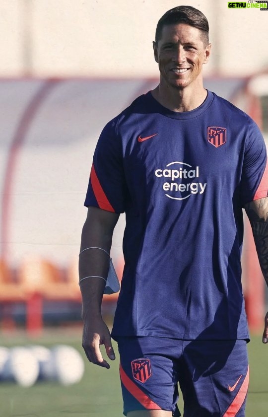 Fernando Torres Instagram - ❝Para nosotros, el @atleticodemadrid es como la vida, creyendo en lo que se hace y soñando en que se puede conseguir❞. — @FernandoTorres, entrenador del Juvenil A 2022/23 🎙