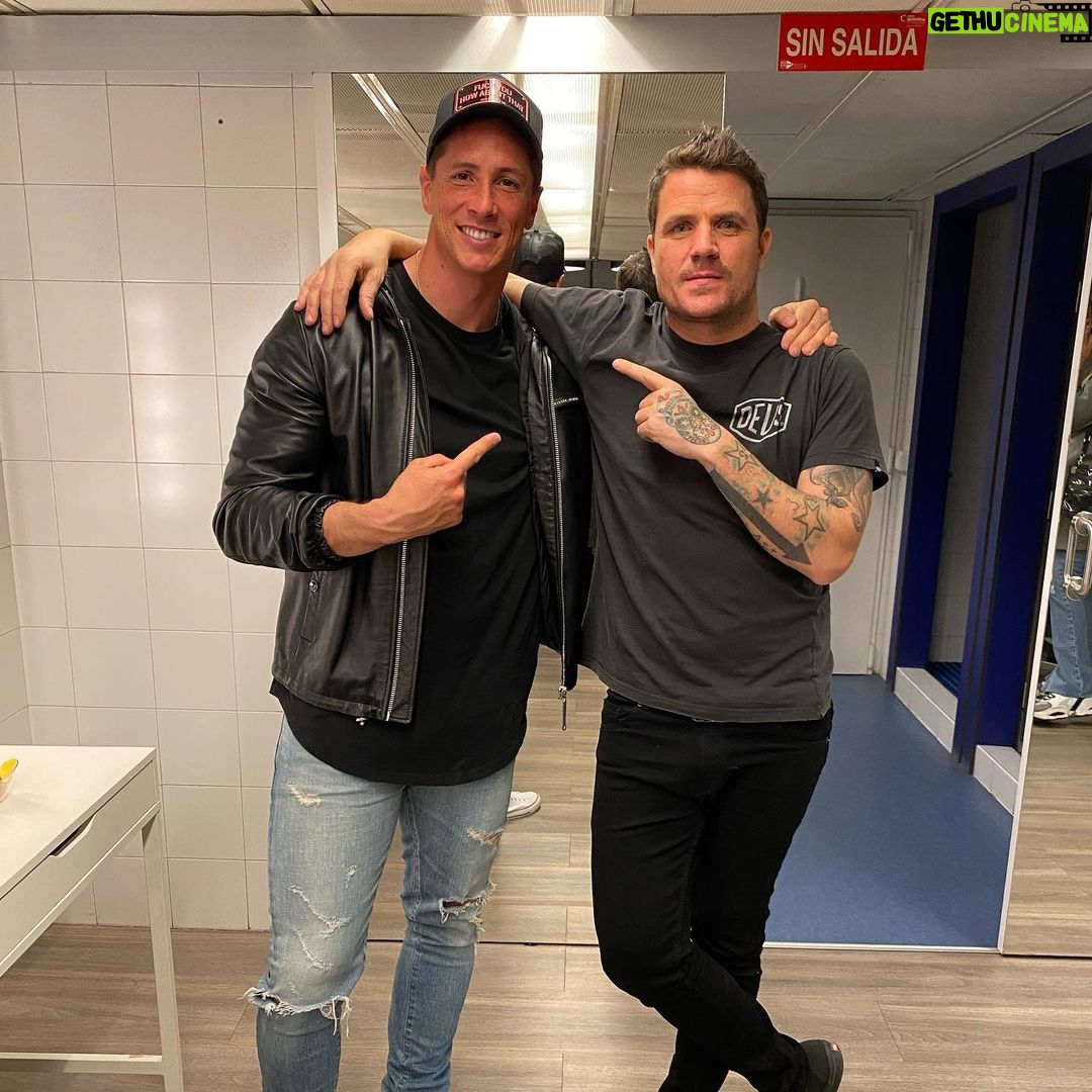 Fernando Torres Instagram - Canciones que te atrapan, que recuerdan… Que bonita la vida @_danimartin_ WiZink Center