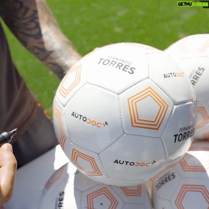 Fernando Torres Instagram - AUTODOC and Fernando Torres have prepared a GIVEAWAY 📣 Do you want to win a branded T-shirt and a football signed by Torres? Then go ahead, read the rules, and enter the giveaway🧡 3 winners will be selected from among all eligible entries received🤩 How to enter: ✅ Follow @autodoc_autoparts and @fernandotorres ❤️ Like this post 💬Tag a friend in the comments ❗️The giveaway is open for entry from 01/03/2022 to 31/03/2022. Winners will be picked at random in a live Instagram broadcast on 31/03/2020. 📌Any individual aged 18+, residing in the EU, the UK, or Norway can take part in the giveaway. Good luck to everyone😉 ⚠️Disclaimer: Instagram is released from any and all liability in relation to this giveaway. #fernandotorres #autodoc #autodoc_autoparts #autodocbrandambassador #giveaway Europe