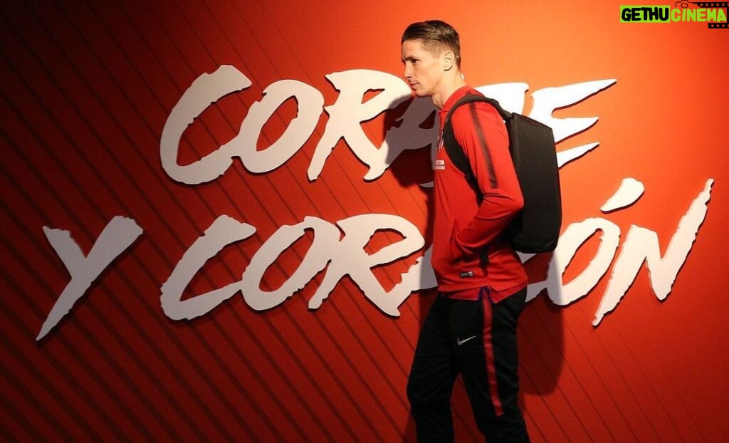 Fernando Torres Instagram - Orgulloso y feliz de volver a casa. Toca afrontar un reto apasionante y lo hacemos con el ánimo de seguir sirviendo a nuestro Atleti. #ForzaAtleti @atleticodemadrid
