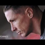 Fernando Torres Instagram - #Repost @PrimeVideoEs 🔁 Sus vidas nos enseñan más que sus victorias. Vive la otra cara del deporte en @primevideoes .