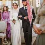 Fifi Abdo Instagram - أهنئ جلالة الملك عبد الله بن الحسين و الملكة رانيا بمناسبة زفاف الأميره ايمان دامت الافراح على المملكه الهاشميه والامه العربية.❤️🇯🇴 #الأردن #الاميرة_ايمان_بنت_عبدالله #الملكة_رانيا