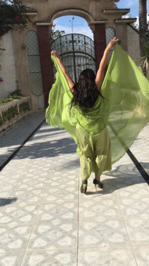 Fifi Abdo Instagram - ‏ابعتولي الأغاني الجديدة بقى عشان نرقص عليها إن شاء الله في الساحل الشمالي بحبكم ومبروك على الأغاني كلها