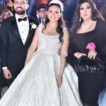 Fifi Abdo Instagram - الف مبروووك للعروسة القمر حبيبه سامر و عريسها محمد حسين. و الف مبرووك لام العروسة صحبتي و حبيبتي رباب عبد العاطي و زوجها سامر يوسف و جدة العروسة زينات الشال ربنا يسعدهم و يباركلهم و تفرحوا باولادهم يا رب ان شاء الله و عقبال كل البنات و الشباب ❤️❤️❤️❤️❤️