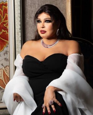 Fifi Abdo Instagram - احدث اطلاله ليه لاااف يووووو مواههه 💋💋💋💋💋Styled by @ziadalsaleh 
Diamond 💎 @alfardanjewellery.ksa 
Dress @perla.ksa 
Make up @ariam_salon hair @jameela_hairstyle 
Photo @reemaphoto_