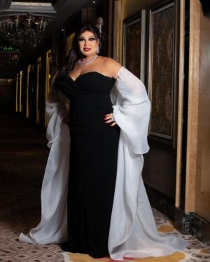 Fifi Abdo Instagram - احدث اطلاله ليه لاااف يووووو مواههه 💋💋💋💋💋Styled by @ziadalsaleh 
Diamond 💎 @alfardanjewellery.ksa 
Dress @perla.ksa 
Make up @ariam_salon hair @jameela_hairstyle 
Photo @reemaphoto_