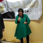 Fifi Abdo Instagram - انا نزلت انتخبت ارجوكم لو لسه منزلتوش انزلو بكره الثلاثاء اخر يوم الانتخابات الرئاسية من الساعة ٩ صباحاً ل٩ مساءً كل صوت بيفرق و صوتك امانة لبلدنا مصر ❤️ تحيا مصر 🇪🇬🇪🇬🇪🇬