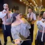 Fifi Abdo Instagram - شكراً حبايبي في لبنان علي الاستقبال الجميل ده كان في مطعم 19 انبسطت معاكم اوي و بحبكم اوي 🇱🇧🥰❤️❤️❤️❤️❤️❤️ #لبنان #بيروت #فيفي_عبده @19nineteen_restaurant