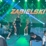 Filip Zabielski Instagram - Dzięki @cesarz_narcyz za zajebistą walkę. Powiem szczerze zaskoczyłeś mnie. Serio szacun. Jeśli chcesz można w przyszłości pomyśleć nad rewanżem ☺️ Dalismy zajebiste widowisko! Dziękukę @fistuniverse_official za super zorganizowaną gale! 😄 Oczywiscie wielkie podziękowania dla mojego narożnika @marek.michaluk @mrszalast @adamzakiewicz Obiecuje Wam, że przestane tak imprezować i na następną walkę wyjde jeszcze lepiej przygotowany! 😄🔥 Dziękuję każdemu za wsparcie i lecimy dalej! ❤️💪🏻 Arche Hotel Krakowska