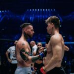 Filip Zabielski Instagram - Zremisowałem ale czuję się jak WYGRANY! 😃 Szkoda, że niesłusznie odjeli mi jeden punkt za nieumyślne kopnięcie. Powinien dostać ostrzeżenie 😢 Dziękuję każdemu za miłe słowa w wiadomościach i na żywo! Dziękuję gali @famemmatv za możliwość walczenia przy tak wielkiej publiczności, tylko pls dajcie mi następym razem znaka wcześniej 😂 Dziękuję @maksym_ziolkowski za dobrą bitkę. Oczywiście mega MEGA podziękowania dla mojego trenera @marek.michaluk oraz dla @mrszalast 🔥 Tak jak mówiłem, o walce dowiedziałem się dzień wcześniej. Lubię wyzwania dlatego nie zastanawiałem się i już następnego dnia walczyłem. Mimo, że nie trenowałem dużo mam nadzieje, że widać jakiś progress. Jeszcze raz bardzo dziękuję, dla takich chwil się żyje! 😍 PreZero Arena Gliwice