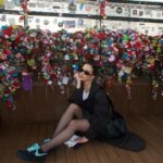 Flavia Pavanelli Instagram - Nenhuma legenda descreve quando nossa alma é abraçada pelo lugar em que visitamos. Aqui me sinto assim. A Coreia tem sido surpreendente 🔒💘 @elausabrasil, obrigada por cada experiência Namsan & N Seoul Tower