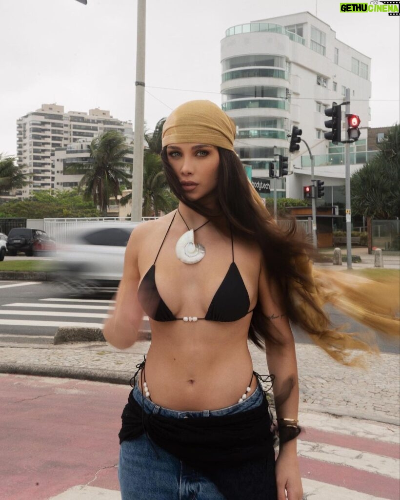 Flavia Pavanelli Instagram - 💘 RIO 💘 ph @hugobarbieri Rio De Janeiro, Brazil