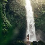 Flavia Pavanelli Instagram - Jungle energy 🐒🌿alma lavada depois de visitar mais uma vez minha cachoeira favorita de Bali. E dessa vez, com essa parceira, amiga e pessoa incrível de longa data presente @flaviapavanelli 💛 obrigado por topar todos meus perrengues e confiar em mim! Bali, Indonesia