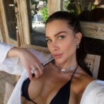 Flavia Pavanelli Instagram - @moranaoficial ao meu lado sempre, inclusive aqui em Bali 🌸 | pubIicidade