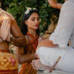 Flavia Pavanelli Instagram - Ontem vivemos uma das experiências mais lindas da vida. Nenhuma palavra descreveria como me sinto após esse ritual. Além de casarmos duas lindas pessoas, purificamos corpo e alma. Que viagem especial. ✨ brilhando em vida. Diamond Beach