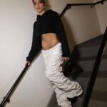 Flavia Pavanelli Instagram - Um lookinho polêmico pra agitar a semana 🤪 já viram que agora estou no “Channels”? Deixei o link no story pra vocês se inscreverem e não perderem nenhuma novidade! Ph: @frazao________ São Paulo, Brazil