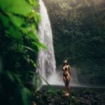 Flavia Pavanelli Instagram - Jungle energy 🐒🌿alma lavada depois de visitar mais uma vez minha cachoeira favorita de Bali. E dessa vez, com essa parceira, amiga e pessoa incrível de longa data presente @flaviapavanelli 💛 obrigado por topar todos meus perrengues e confiar em mim! Bali, Indonesia