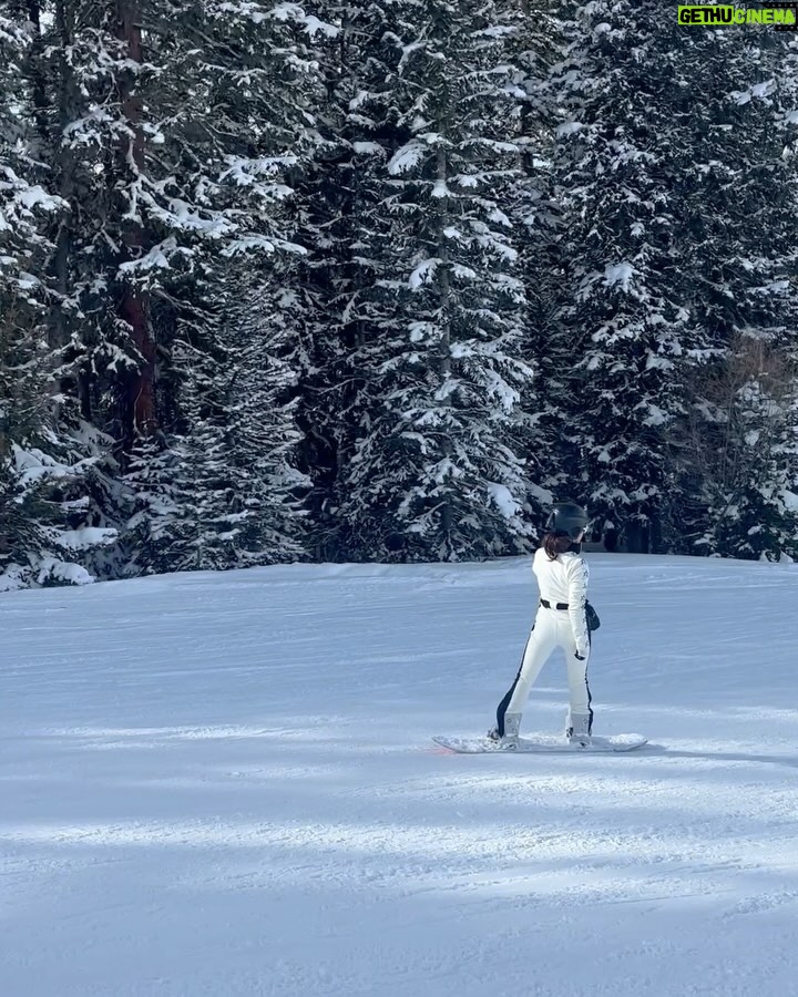 Flavia Pavanelli Instagram - Temos uma nova snowboarder vindo aĆ? šāØš§š¼āāļøāļø Snowmass, Colorado