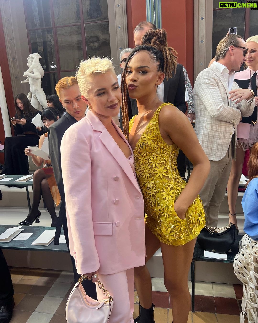 Florence Pugh Instagram - Well that was supremely spectacular @pppiccioli. You and the @maisonvalentino family are always such a joy to see and celebrate, so proud of you all. What a day you hosted! Love you all.