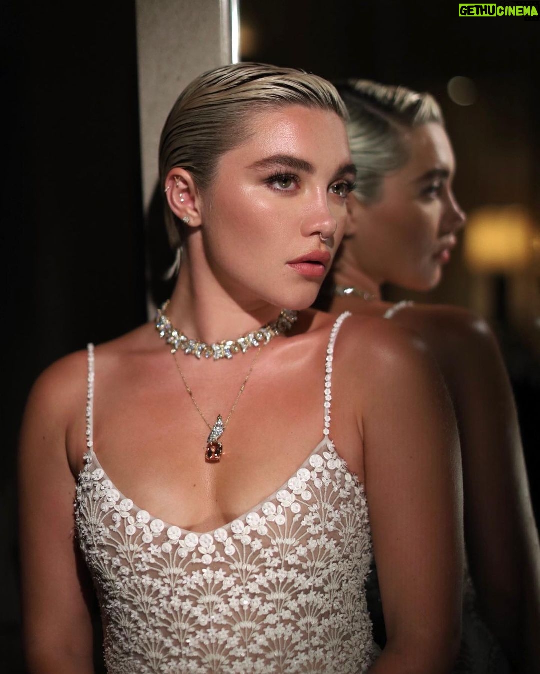 Florence Pugh Instagram - The most sensational trip. Wearing, eating, experiencing meeting the most sensational gems. @tiffanyandco it was a treat to go and open your Omotesando store, it was truly the adventure and experience I’ll treasure and replay with joy for my lifetime. Thank you.