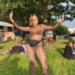 Florence Pugh Instagram - My favourites of all. Thank you @wildernesshq for yet another stupidly gorgeous weekend. Even the mild to excruciating food poisoning on the last day was an interesting twist that I truly wasn’t expecting.. and I still wouldn’t change a thing. Not even a bite. Thank you friends for being the weirdest bunch of freaks a 5’4 girl could ask for. I love you I love you I Looooove you.