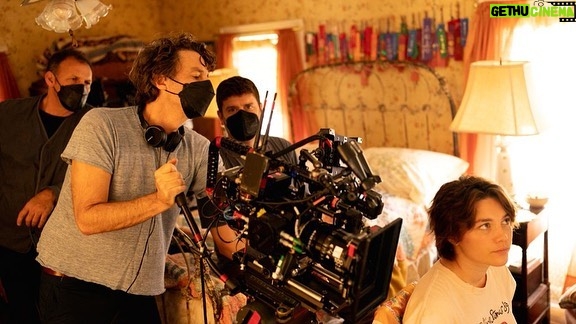 Florence Pugh Instagram - @agoodpersonmov is now available to rent for $5.99 anywhere and everywhere you wanna watch movies!!! Please give this one a go, it was made with so much heart and soul and I hope you can feel that when you press play. #agoodpersonmovie Let us know what you think!!