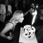 Florence Pugh Instagram - Well that was beautiful. The 3rd of Jan is always so crap as no one wants to do anything but splodge and nurse their NYE hangover. Every year I’m astonished friends want to do anything! I’m so unbelievably grateful to all of you who came, it’s always a surprise! Beautiful people, beautiful way to start the year, beautiful day. Thank you to all of you who wished me well on my special day. I received them all and send kisses right back. Thank you @thestandardlondon for hosting such a fabtastic night. @elli1276 you really went above and beyond to make it so special and I am so so thankful. 📷- @joshshinner you genius photographer. Thank you thank you thank you for all your snappy love.