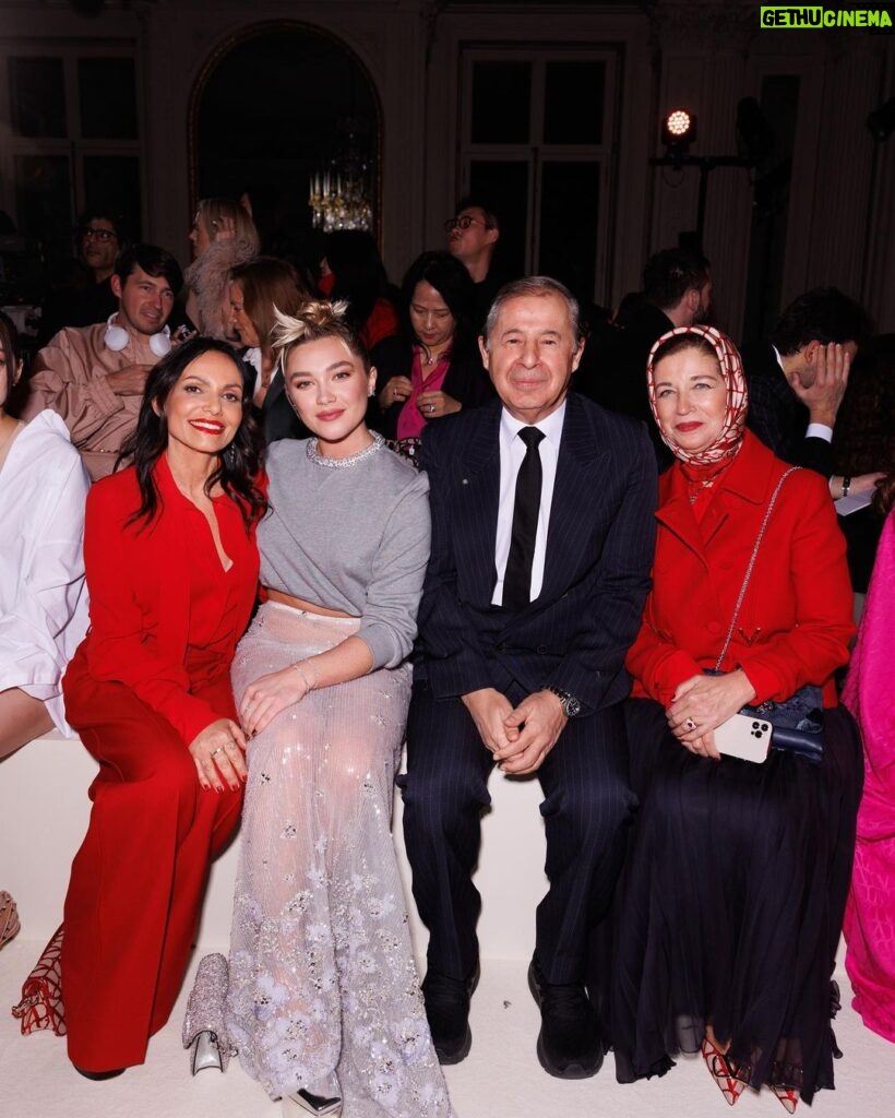 Florence Pugh Instagram - The Valentino family was full of so much love and art and passion this weekend. And ended with a big jacket potato last night. Win. And MAMA got to come!! 2nd fashion show ever and she stole the evening. Always does! Thank you to all at @maisonvalentino for inviting me, @pppiccioli I’ll never stop being amazed by your eye for shapes and colours. To another FABtastic weekend. #valentino #BlackTie #mumlooksreallycute First two slides by @sgpitalia