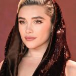 Florence Pugh Instagram - A premiere worth celebrating. Valentino Beauty Global Makeup Ambassador @florencepugh takes on the red carpet of Dune: Part Two premiere in London, adorned in a custom Valentino sequin dress by Pierpaolo Piccioli. Makeup look with: Very Valentino Foundation ‘MA3’ Very Valentino Concealer ‘LN4’ V-Lighter ‘01 Rosa’ and ‘02 Ambra’ GoClutch ‘00 Universal Bronzer’ Eye2Cheek ‘04 Sweet Rebel’ TwinLiner ‘04 Black & Marrone’ Color-Flip Palette 02 ‘When in Paris’ Magnificent Mascara BrowTrio ‘02 Brown’ Rosso Valentino 126R ‘Thank You For The Flowers’ Stylist @rebeccacorbinmurray Hair @shonju Makeup @babskymakeup @thevisionariesagency #valentinobeauty @maisonvalentino