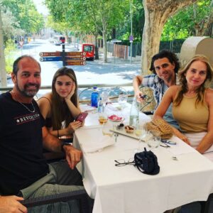 Florencia Ortiz Instagram - Nada mas lindo que la familia. #reencuetro #tiofico #hermanomayor 🧡 @ficox
