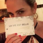 Florencia Ortiz Instagram – Feliz Navidad! 
Asi estamos todo el dia! Risas y mas risas. Gracias amigas hermosas por tanta magia @gabrielasari @lucianagonzalezcosta Las amo! Que recibimiento de lujo del @intercontinental_buenosaires 
La proxima todas @sabrinagarciarena @danielaherrerook 🎄 InterContinental Buenos Aires