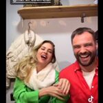 Florencia Ortiz Instagram - Feliz cumpleeee 🥳 a la persona mas autentica, amorosa, cariñosa, sincera y graciosa! Ger de mi corazon! @gerardo.begerez te deseo felicidad, salud y amor, hoy y siempre. Te quieroooo mas de lo que te imaginas. 🩵😁#felizcumpleaños #camarin @elascensorlaobra