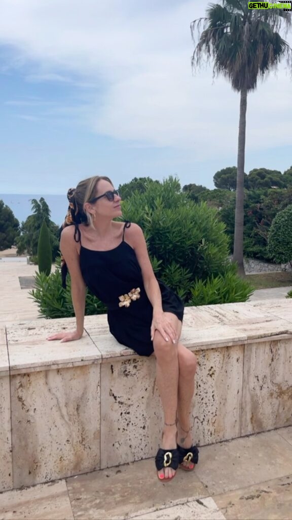 Florencia Ortiz Instagram - Sa Caleta en S’Agaro …impresionante esta playa en la Costa Brava. 🩵 #costabrava #sacaleta #sagaro #sagaró España, Europa
